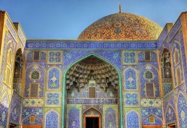 Sheikh Lotfollah Mosque on Naqsh-e Jahan Square of Isfahan, Iran clipart