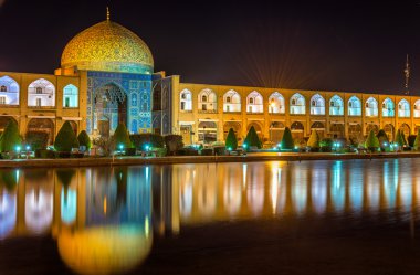Sheikh Lotfollah Mosque on Naqsh-e Jahan Square of Isfahan, Iran clipart
