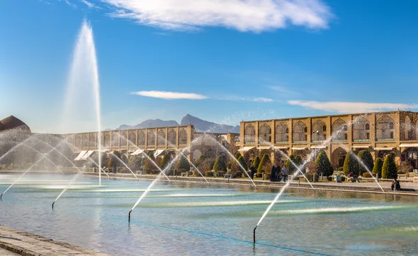 Fuente en la Plaza Naqsh-e Jahan en Isfahán - Irán —  Fotos de Stock