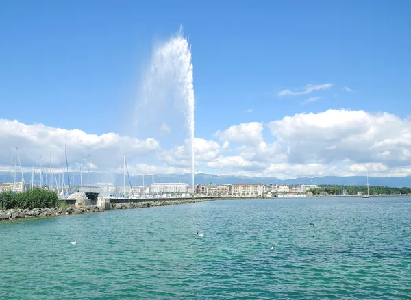 Fuente de agua, Ginebra, Lago de Ginebra, Suiza — Foto de Stock