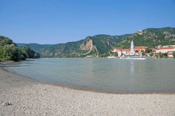 Duernstein no rio Danúbio, Wachau, Vale do Danúbio, Áustria — Fotografia de Stock