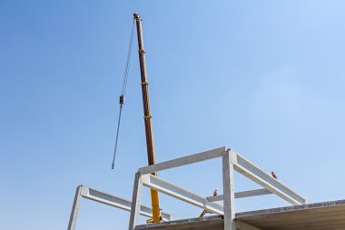 Derleme beton kiriş akrobatik yolu. Truss b yerleştirme