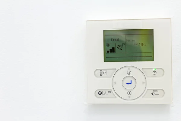 Nowoczesny cyfrowy termostat elektroniczny, system kontroli klimatu. — Zdjęcie stockowe