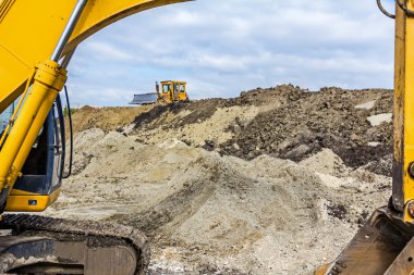 Tarak ve site oluşturma, tırtıllar ile buldozer