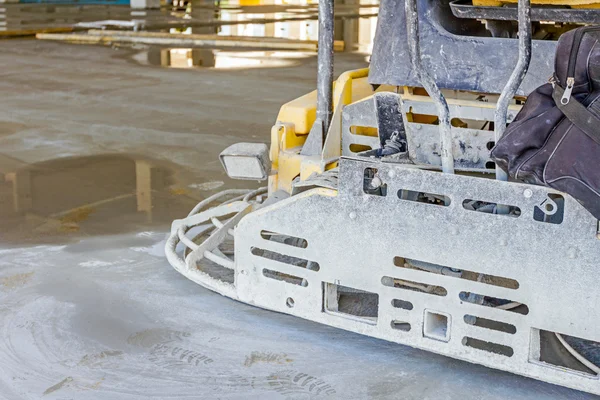 Maszyna do kielnia do wykańczania powierzchni betonu — Zdjęcie stockowe