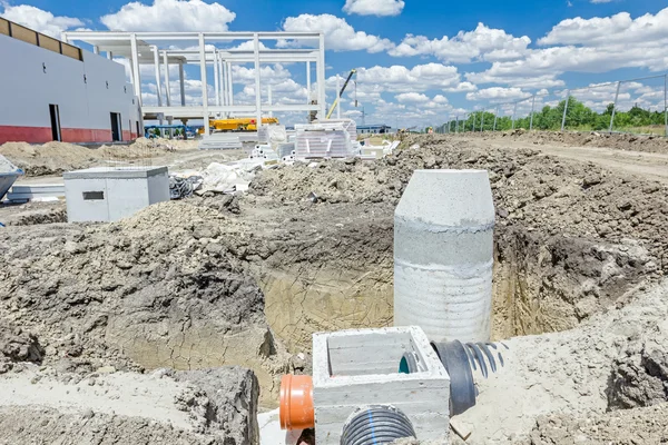 Beton drenaj rögar şantiyede bitmemiş.