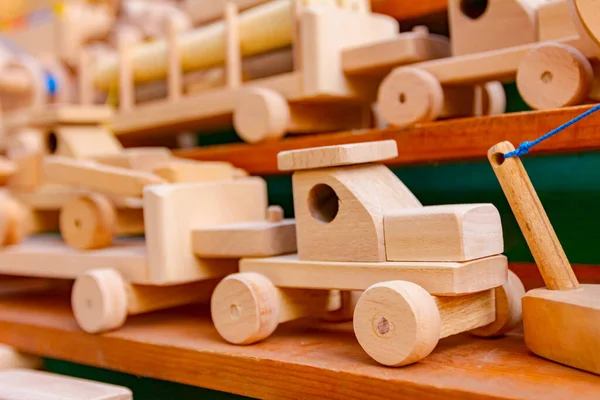 Dětské Eko Ručně Vyráběné Dřevěné Hračky Různé Modely Vlaku Kamionu — Stock fotografie