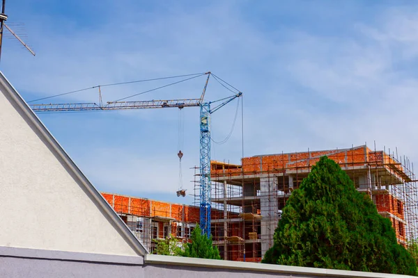 Scaffold Crane Placed Unfinished Edifice Building Construction — Stock Photo, Image