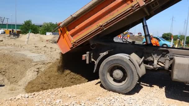 Zrenjanin Vojvodina Serbia April 2021 Tipper Truck Lifting His Trailer — Stock Video