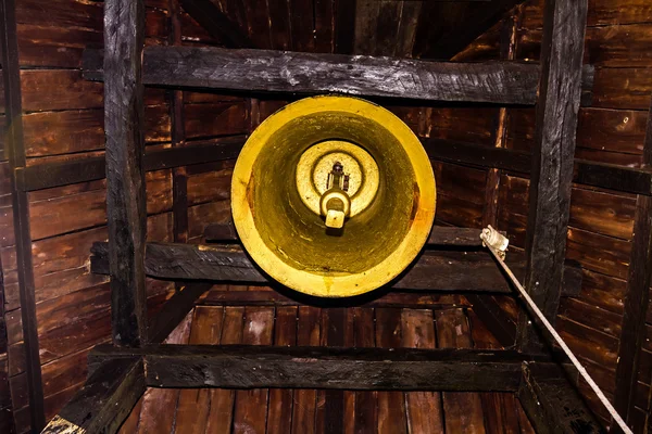 Glockenturminnenraum von unten nach oben — Stockfoto