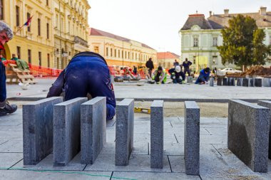 iş yerinde döşeme