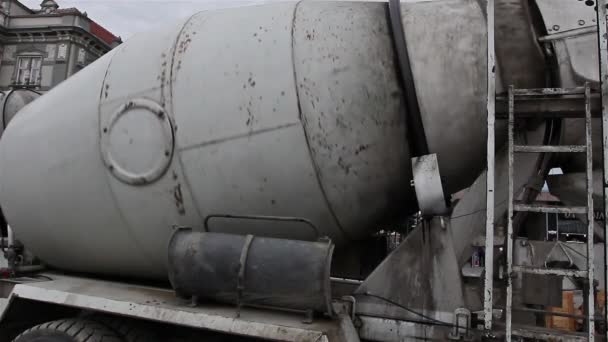Misturador de cimento caminhão . — Vídeo de Stock