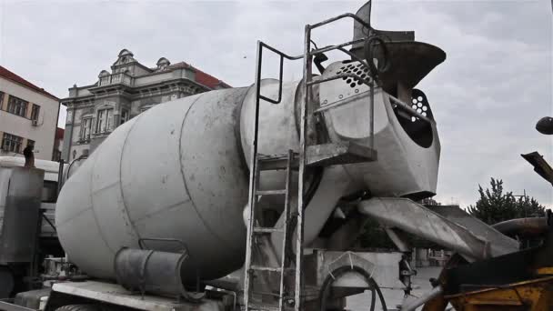 Cement mixer truck. — Wideo stockowe