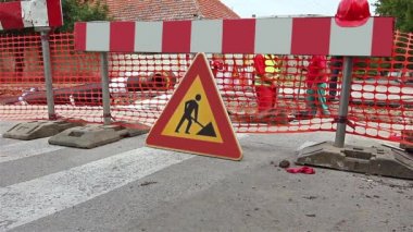 Sokak yapım aşamasındadır.