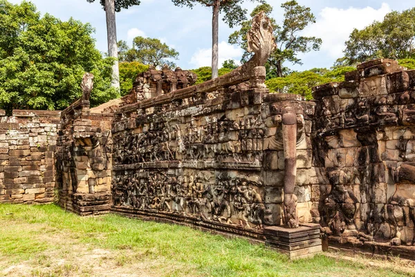Unesco World Heritage Site Angkor Archaeological Park Terrace Elephants Striking — Stock Photo, Image