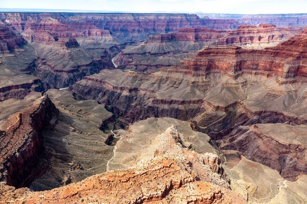 Immense Grand Canyon Avec Ses Bandes Stratifiées Roche Rouge Révélant — Photo