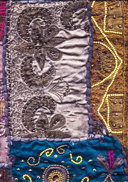 Nahaufnahme Des Indischen Saris Sehr Kunstvoll Und Farbenfroh — Stockfoto