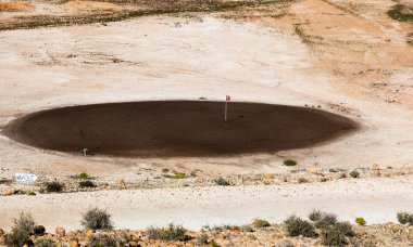 desert golf course clipart
