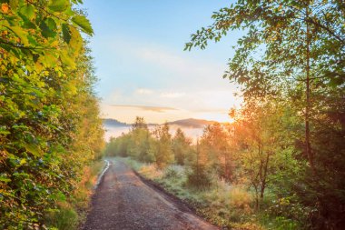 Şafak Dağlara giden yol
