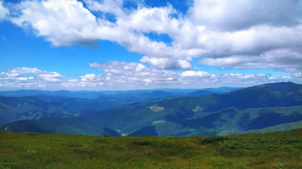 View Carpathian Mountains — Stock Photo, Image