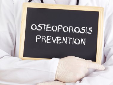 Doktor bilgileri gösterir: osteoporoz önleme