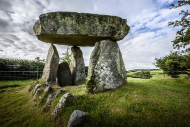 Ballykeel dolmen İrlanda