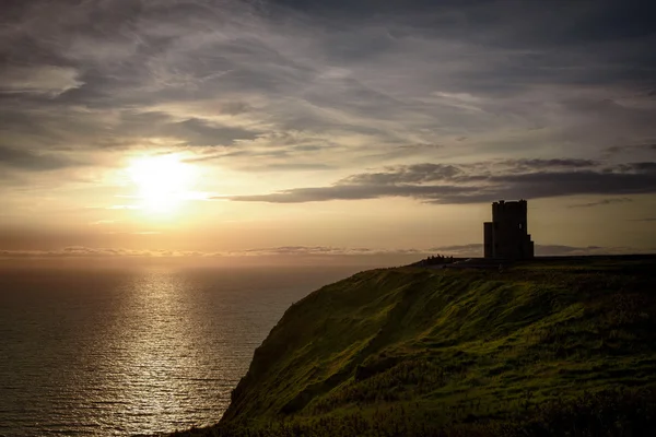 O'Brien Tower at the Cliffs of Moher — Stock Photo, Image