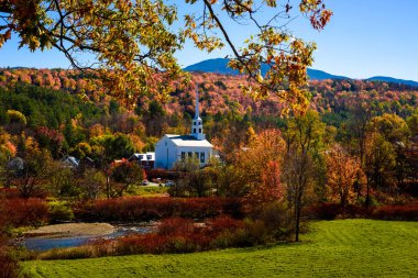 Stowe Kilisesi güneşli bir sonbahar öğleden sonra