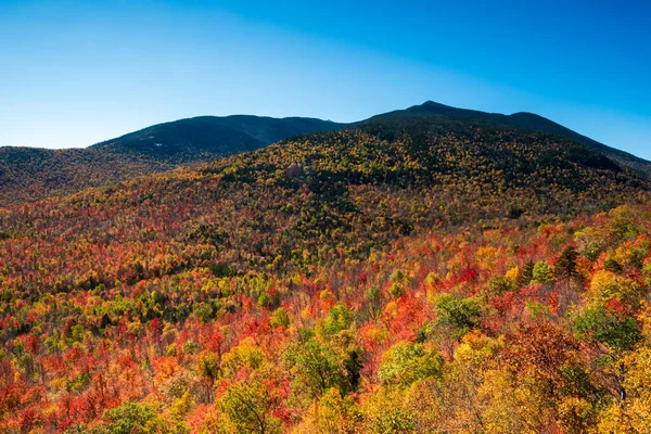 Adirondack Sonbaharında Whiteface Dağı — Stok fotoğraf
