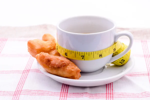 Derin kızarmış hamur sopa ve kahve — Stok fotoğraf