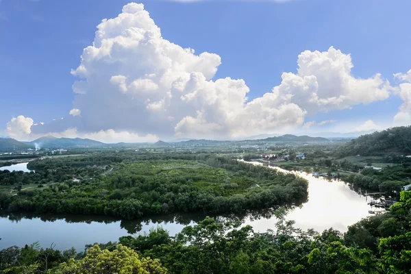 Sudut pandang sungai pranburi, Thailand . — Stok Foto