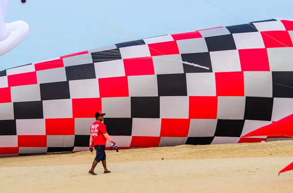 Phetchaburi Thailand-maart 29: Cha-Am internationale Kite Festiva — Stockfoto