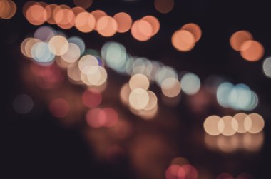 Siyah arkaplandaki bokeh ışıklarının fotoğrafı