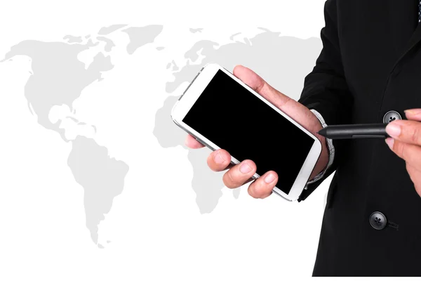 Primer plano de las manos de un hombre de negocios con una PC de bolsillo, mapa del mundo bac — Foto de Stock