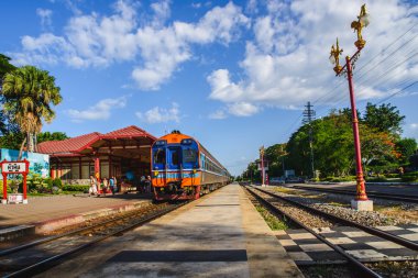Prachuap Khiri Khan, Tayland - 19 Mayıs 2015: Prachuap Khiri Khan il, Tayland Tayland en güzel tren istasyonu olarak duyurulmuştur Hua Hin tren istasyonu bulunur.