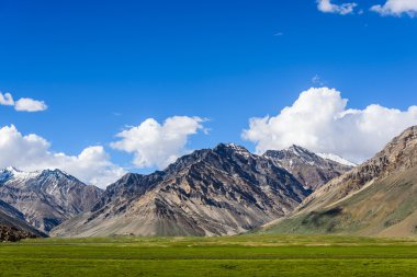 Dağlar görünümü manzara