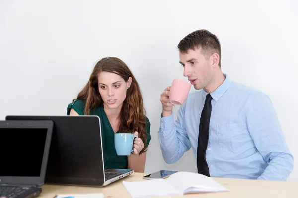 Geschäftsleute treffen sich — Stockfoto