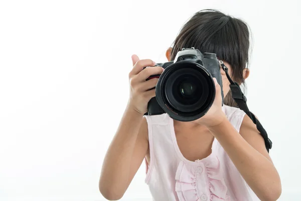 Kind hält Kamera / — Stockfoto