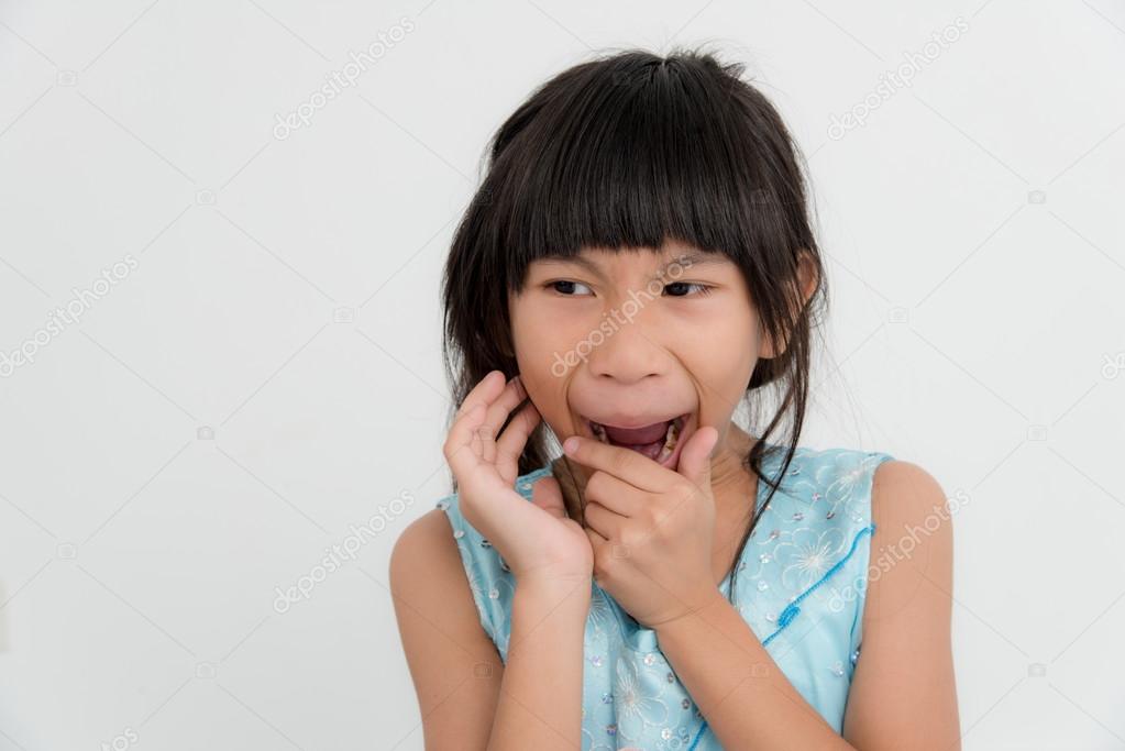 Otngagged asian young cum mouth