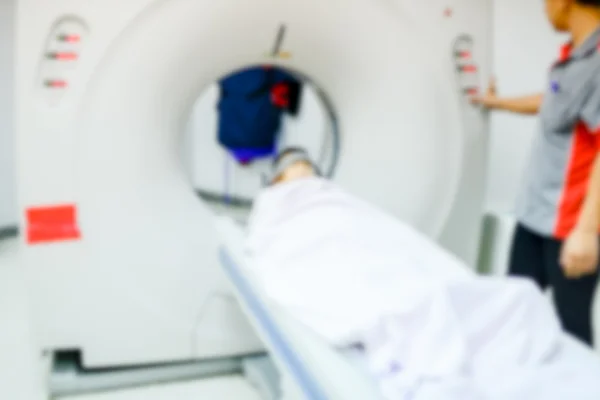 Blurry background examining patient before CT scan — Stock Photo, Image