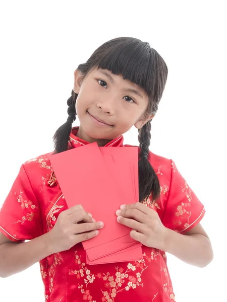 Söt flicka klädd i röd kinesiska passar — Stockfoto
