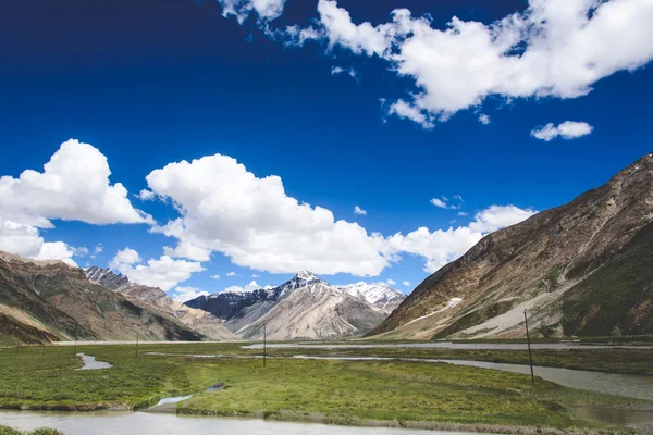 Paisaje del Himalaya, India —  Fotos de Stock