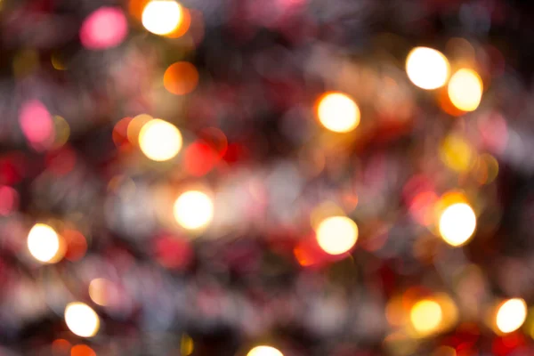Vánoční Pozadí Rozmazaným Zlatým Světlem Věnce Bokeh Červený Tinsel Vánoční — Stock fotografie