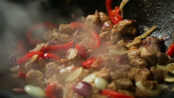 Sliced Pieces Vegetables Onions Sweet Peppers Meat Fried Oil Spices — Stock Video