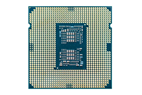 緑の回路基板上のLga 1200ソケット下の最新のCpuプロセッサのトップマクロショット 白の背景に隔離 — ストック写真