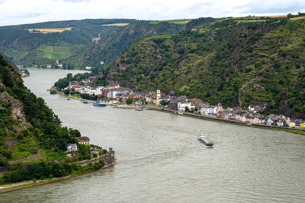 Barge Covered Deck Sailing River Rhine Western Germany Visible Buildings — Stock Photo, Image