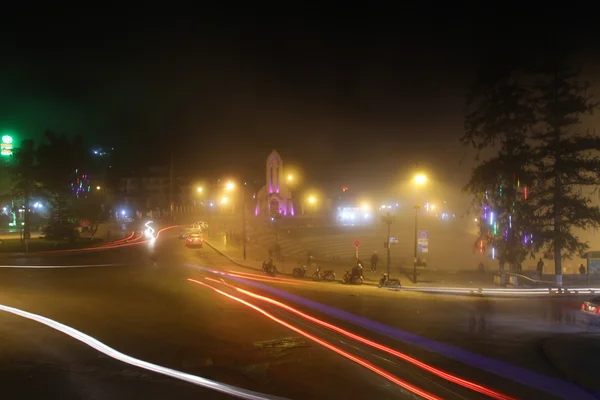 Sapa, Lao Cai, Vietnam - Katolik kutsal Haç Kilisesi ve Sapa, Lao Cai, Vietnam ana kare. Sapa Hoang haciz oğlu Dağları Kuzey Vietnam, yeridir