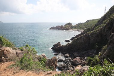 Deniz mavi gökyüzü ada kum güneş ışığı manzara, Nha trang, Vietnam