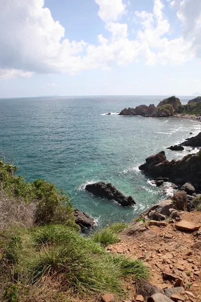 Nha trang, Van Phong Bay, Vietnam kayalık sahilleri — Stok fotoğraf