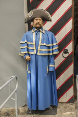Muhafız, Bekçi kulübesi (manken yakınındaki yazı)